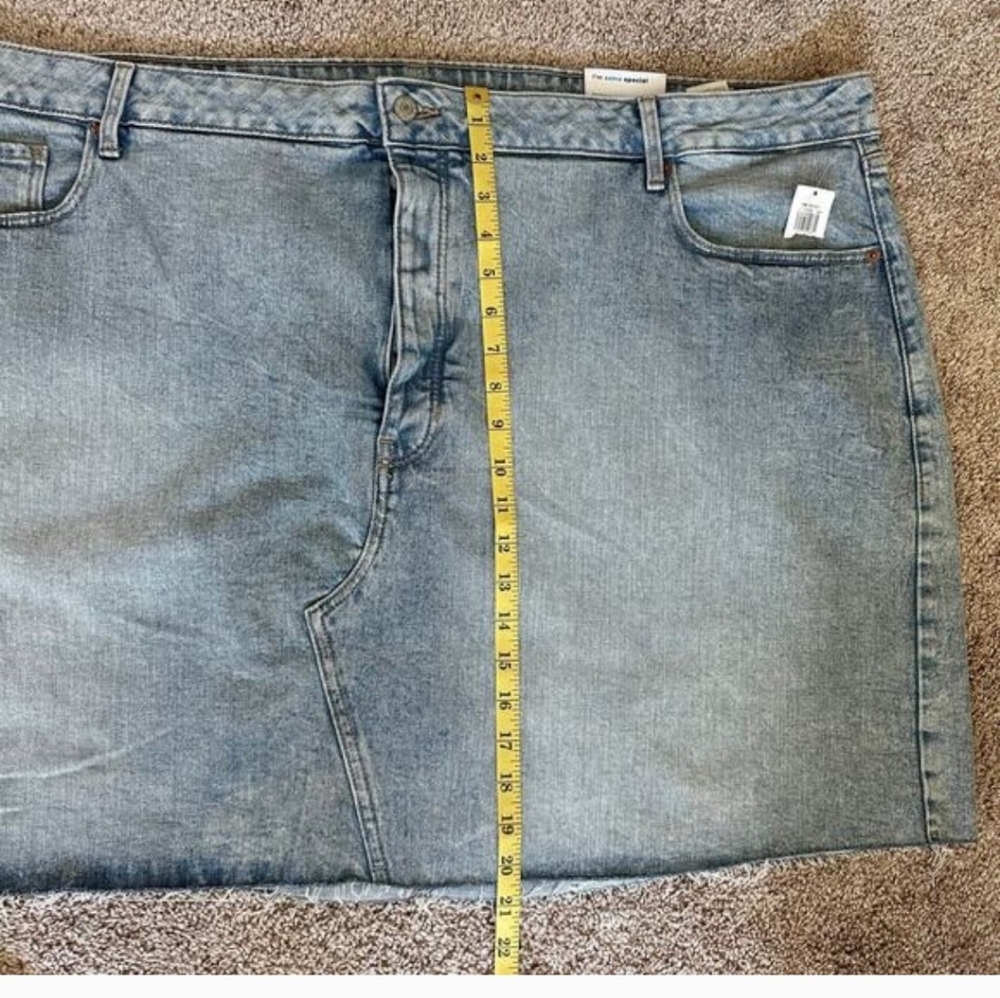 NEW Old Navy Denim Mini Skirt High Rise Secret Slimming Pockets Plus Size 28 - Picture 12 of 13